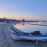 By The Waves Luxury Daire *